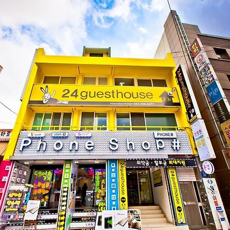 24 Guesthouse Haeundae Premier Busan Bagian luar foto